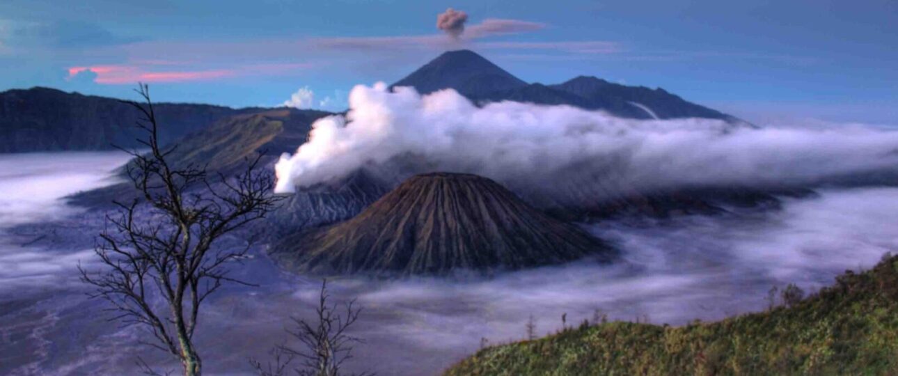 Paket Tour Bromo Midnight