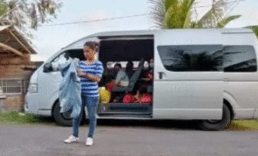 Tarif Sewa Mobil Surabaya